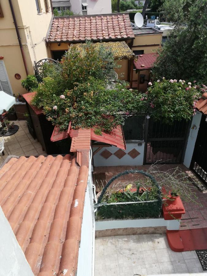 Luce Bed & Breakfast Livorno Exterior photo